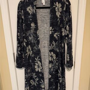 Crépás Gray Knit Cardigan